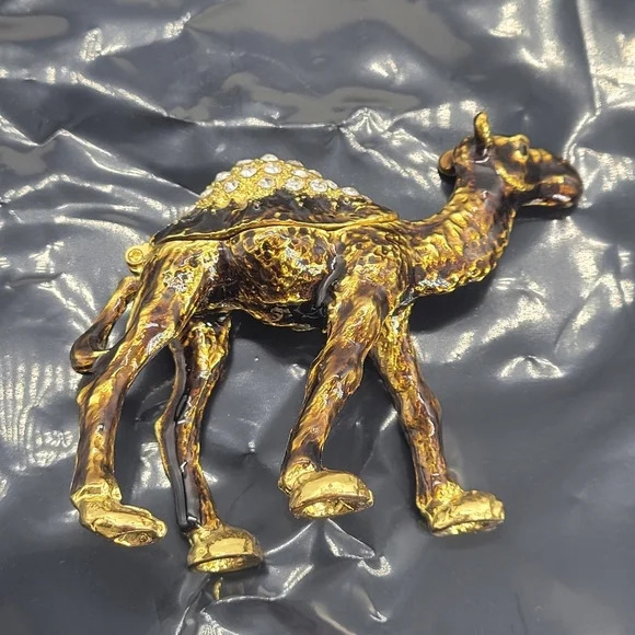 Rare Miniauture Camel Bejeweled Gold & Enamel Camel Trinket VTG W/Clear Stones - Picture 4 of 10